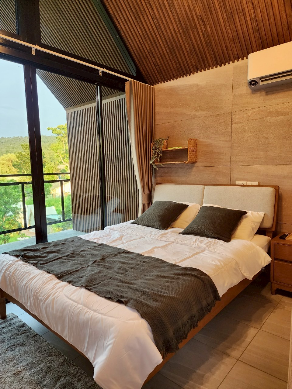 LINE_ALBUM_ห้องพักใหม่_250508_40